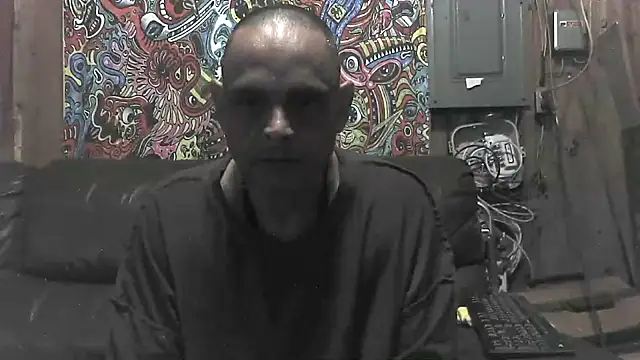 Snapshot of Buffshagswell chatting on 10/03/25, 02:25 Buffshagswell online show from 10/03/25, 02:25