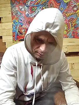 Snapshot of Buffshagswell chatting on 10/31/25, 12:17 Buffshagswell online show from 10/31/25, 12:17