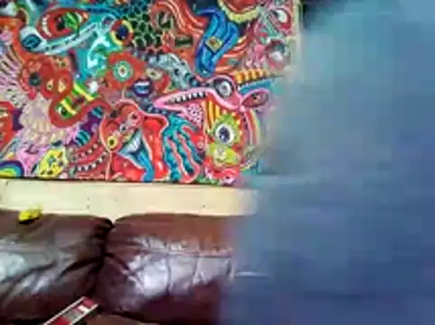 Snapshot of Buffshagswell chatting on 11/06/25, 04:46 Buffshagswell online show from 11/06/25, 04:46