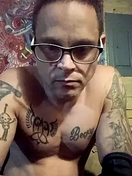 Snapshot of Buffshagswell chatting on 11/24/25, 05:40 Buffshagswell online show from 11/24/25, 05:40