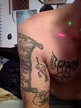 Snapshot of Buffshagswell chatting on 12/05/25, 06:26 Buffshagswell online show from 12/05/25, 06:26