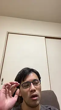 Snapshot of ryusei18570 chatting on 01/31/25, 06:36 ryusei18570 online show from 01/31/25, 06:36