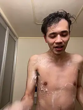 Snapshot of ryusei18570 chatting on 02/15/25, 02:55 ryusei18570 online show from 02/15/25, 02:55