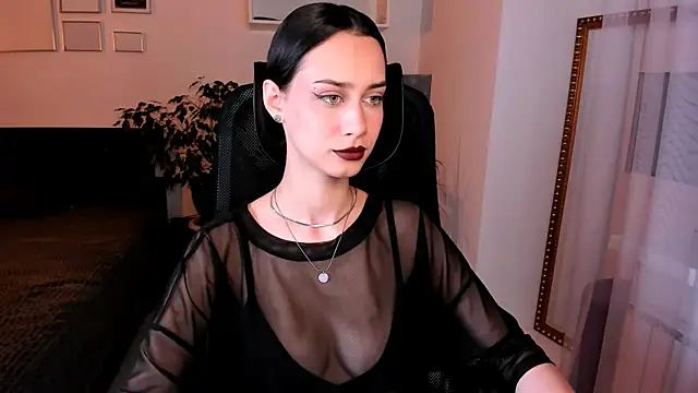 Snapshot of unaericaabistrong chatting on 12/27/24, 06:10 unaericaabistrong online show from 12/27/24, 06:10