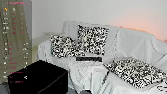 juanmiss online show from 03/01/25, 10:24