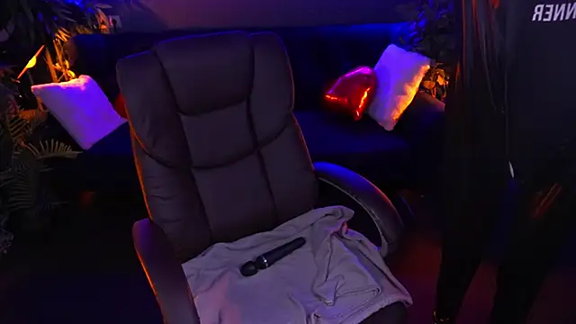 Snow WhiteeeX online show from 03/18/25, 06:57