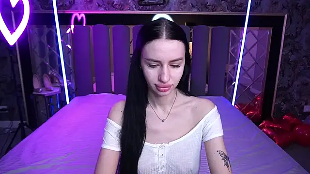 Snow WhiteeeX online show from 02/08/26, 06:39