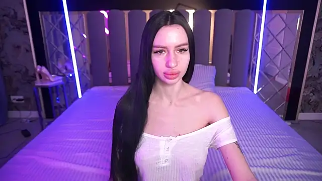 Snow WhiteeeX online show from 03/07/26, 06:32