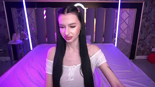 Snow WhiteeeX online show from 03/21/26, 06:40