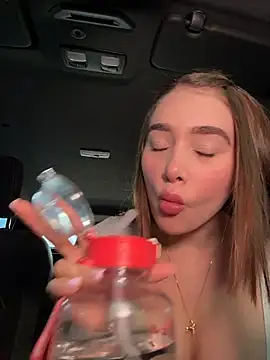 Lanataylor- online show from 03/08/26, 08:23