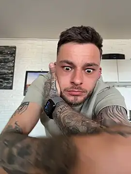 hottwoboys online show from 04/27/26, 10:13