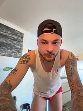 hottwoboys online show from 05/10/26, 08:08