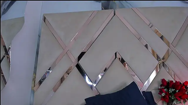 Snapshot of ninaht chatting on 10/23/25, 07:12 ninaht online show from 10/23/25, 07:12