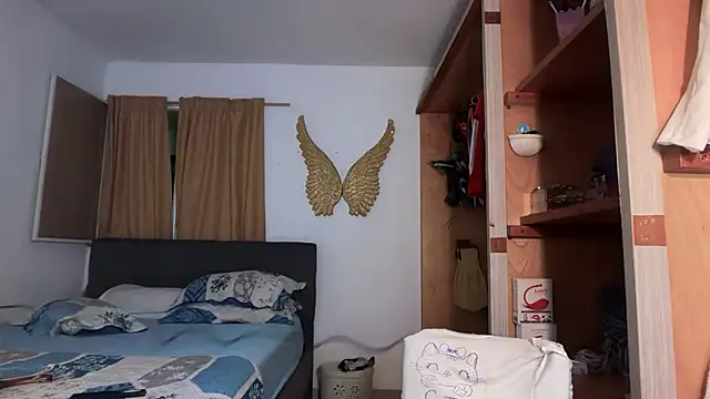 cataafitt online show from 04/23/26, 03:08