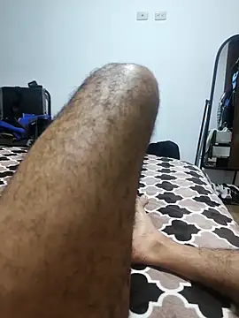 Snapshot of exmilitary chatting on 10/17/25, 04:48 exmilitary online show from 10/17/25, 04:48