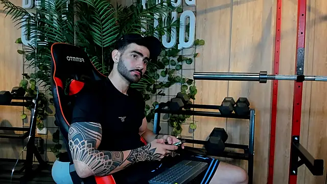 Austin bolt online show from 01/14/25, 01:58