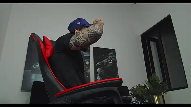 Austin bolt online show from 01/31/25, 02:58