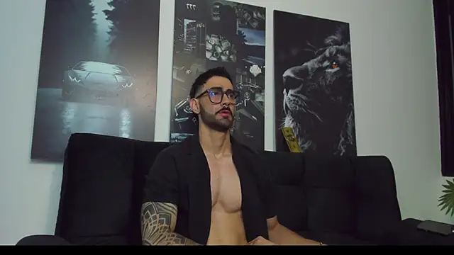 Austin bolt online show from 02/07/25, 01:47