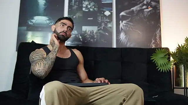 Austin bolt online show from 10/11/25, 01:49