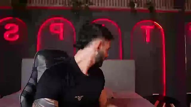 Austin bolt online show from 10/22/25, 02:34