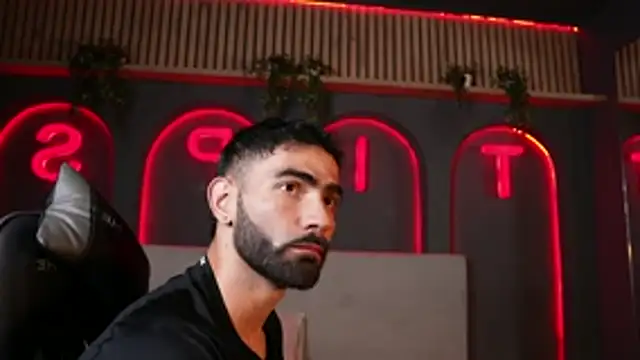 Austin bolt online show from 10/31/25, 03:40