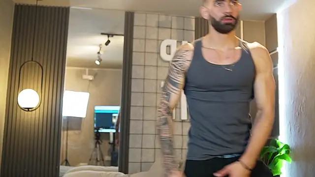 Austin bolt online show from 02/17/26, 02:41