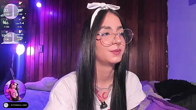 Alice woodville online show from 11/28/25, 01:41