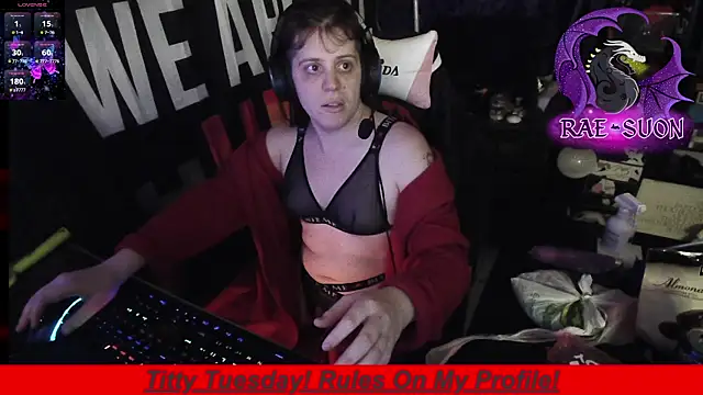 Rae-Suon online show from 11/28/25, 03:20