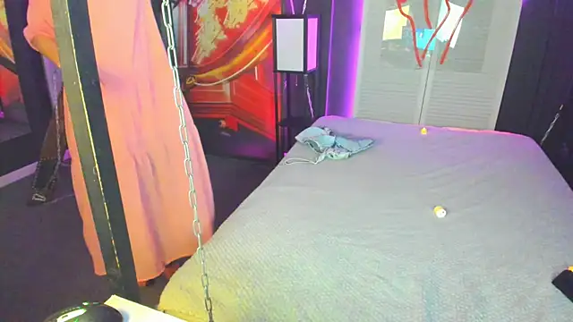 Snapshot of Elizabe_th chatting on 02/18/25, 03:31 Elizabe th online show from 02/18/25, 03:31