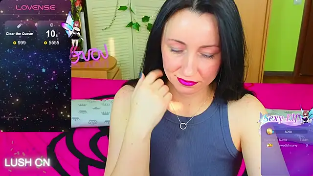 Snapshot of Roxyy_Star chatting on 02/03/25, 04:25 Roxyy Star online show from 02/03/25, 04:25