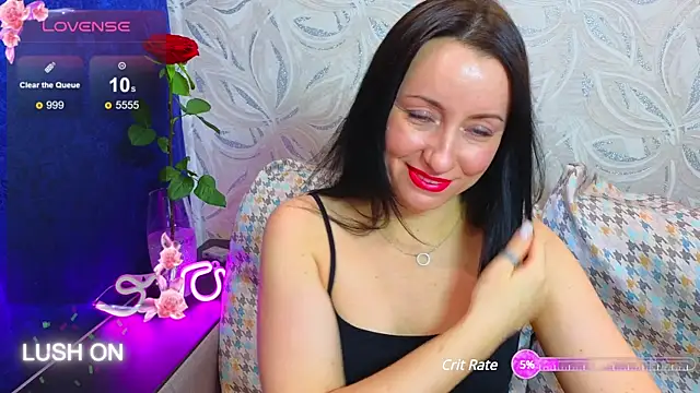 Snapshot of Roxyy_Star chatting on 03/04/25, 02:06 Roxyy Star online show from 03/04/25, 02:06