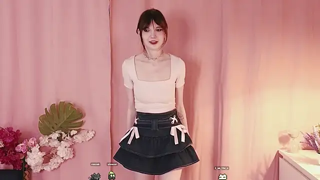 KimWilli online show from 03/19/25, 07:17