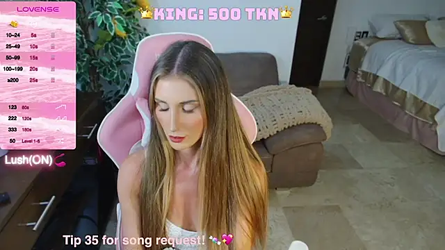 Snapshot of Angel-Ava chatting on 12/14/24, 05:07 Angel-Ava online show from 12/14/24, 05:07