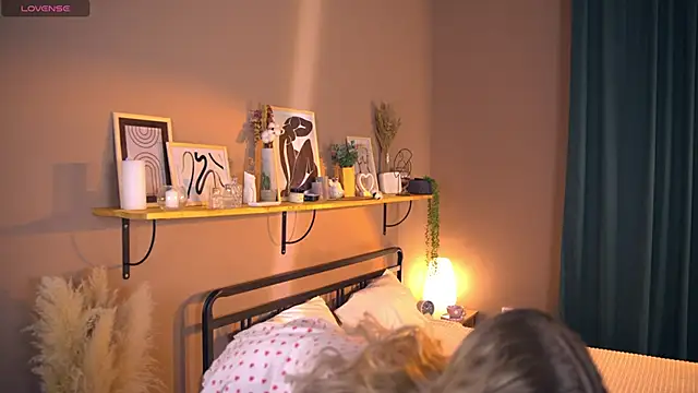  AlinaBailey online show from 01/23/25, 08:36