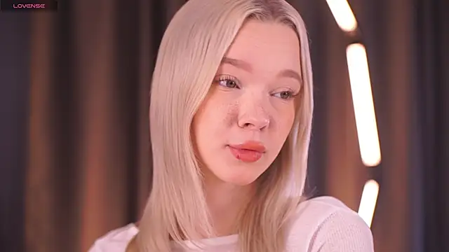  AlinaBailey online show from 01/11/26, 07:57