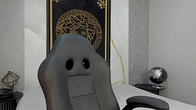 Desmon Clark online show from 02/19/25, 10:20