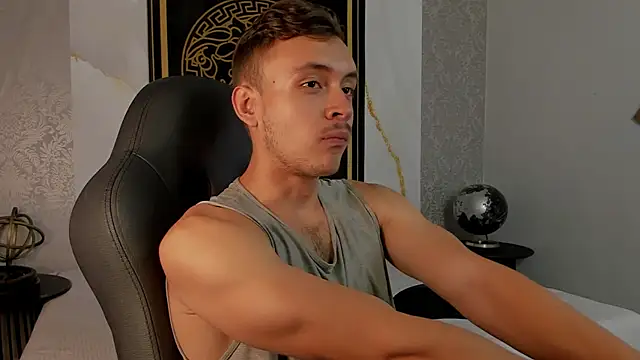 Desmon Clark online show from 02/26/25, 04:47