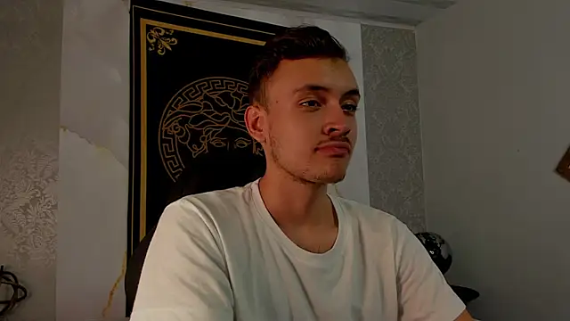 Desmon Clark online show from 03/02/25, 02:41