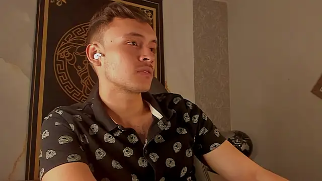 Desmon Clark online show from 10/02/25, 10:28