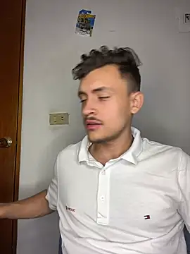 Desmon Clark online show from 04/24/26, 11:07