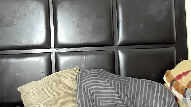 Sweetdelight86 online show from 10/09/25, 01:47