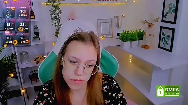 LayriantaVee online show from 02/26/25, 06:58