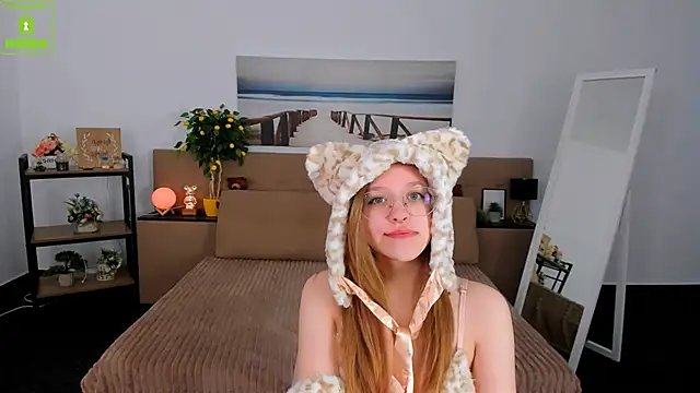 LayriantaVee online show from 03/03/25, 07:10