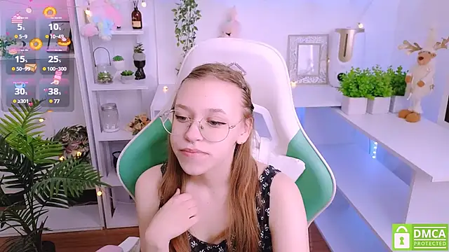 LayriantaVee online show from 03/19/25, 07:07