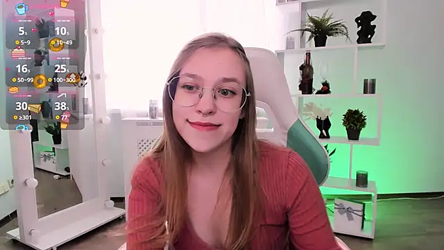 LayriantaVee online show from 03/23/26, 07:23