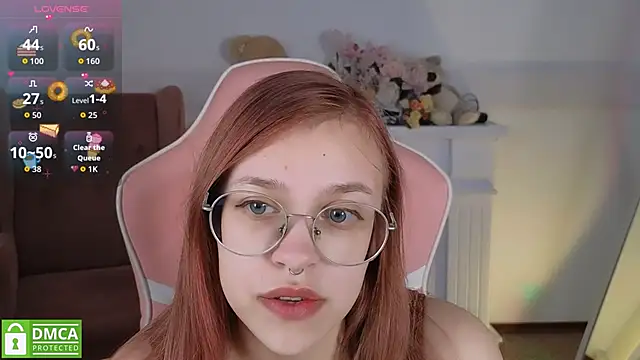 LayriantaVee online show from 05/13/26, 07:17