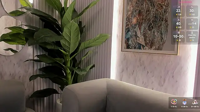 Sensual Sophie  online show from 11/17/25, 10:21