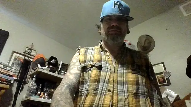 clitstitsandbongrips online show from 10/24/25, 04:14