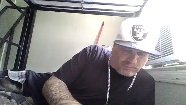 clitstitsandbongrips online show from 04/23/26, 05:37