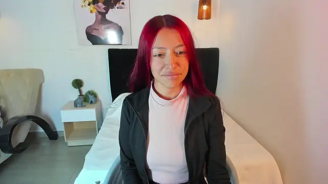 Scarlett  bell online show from 09/18/25, 01:24